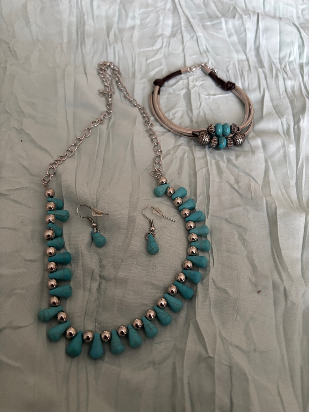Turquoise Bead Necklace. Earrings & Bracelet Set - Elegant Blue Jewelry.
